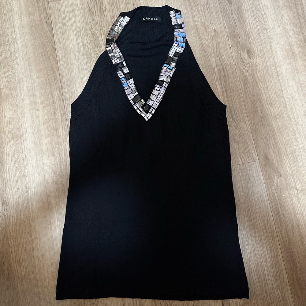 Caroll black v-neck top
